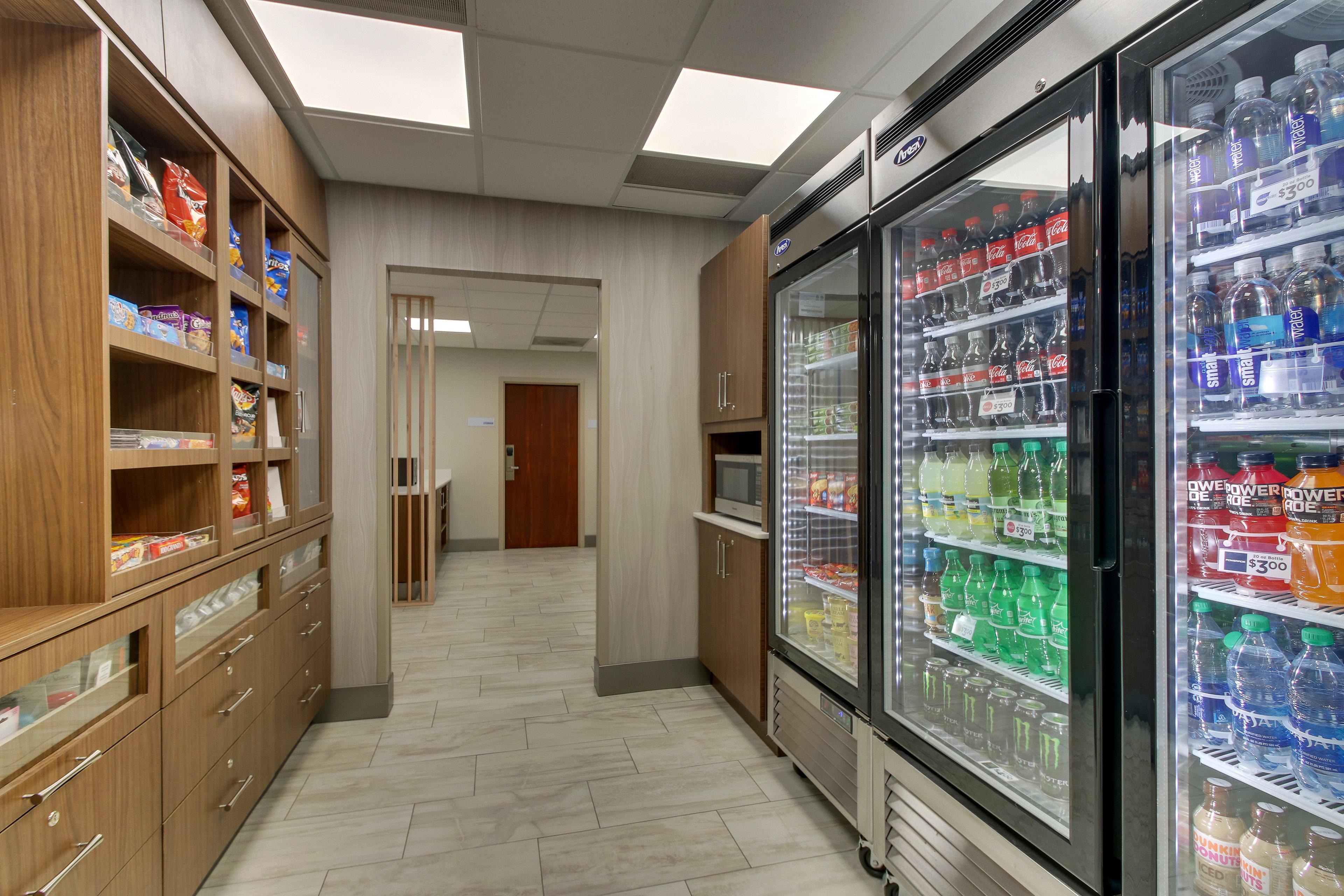 Holiday Inn Express & Suites Atlanta Perimeter Mall Hotel By Ihg Sandy Springs Exterior photo