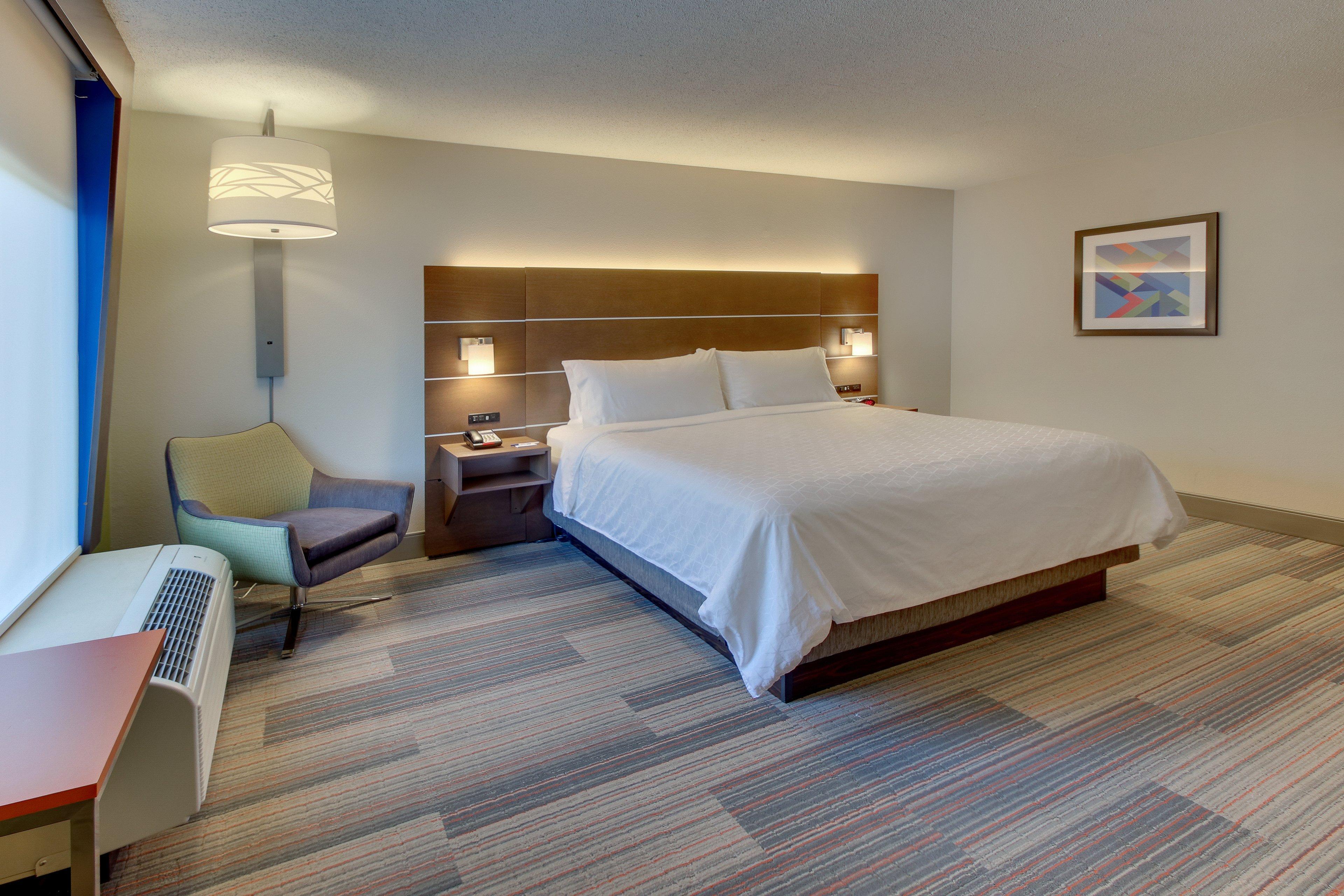 Holiday Inn Express & Suites Atlanta Perimeter Mall Hotel By Ihg Sandy Springs Exterior photo